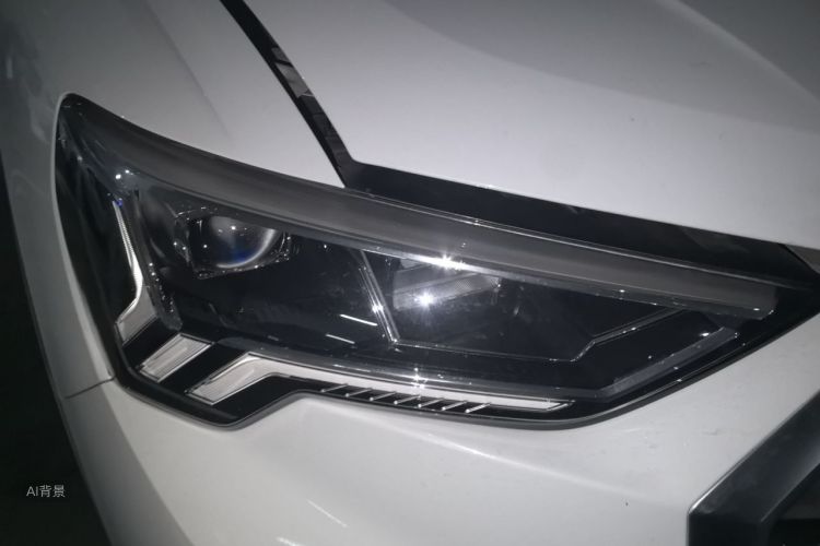 Audi Q3 2019 #8 Audi Q3 2019 car image #8