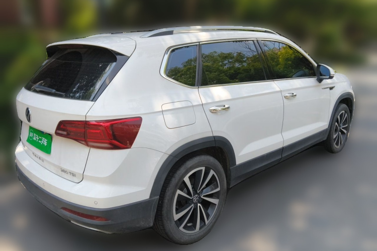 Volkswagen Tharu 2023 car image #5