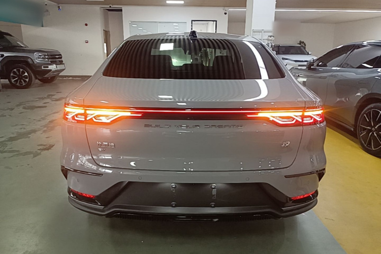 2026 #6 2026 изображение автомобиля #6