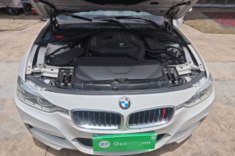 BMW 3 Series 2017 #20 BMW 3 Series 2017 car image #20