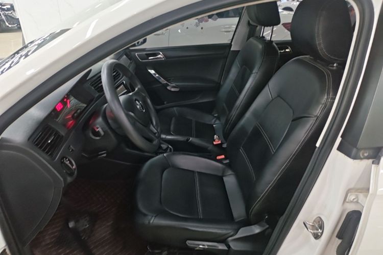 Volkswagen Santana 2018 car image #15