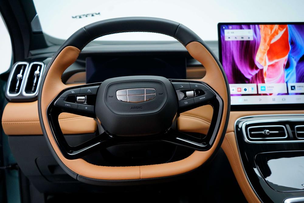 GEELY Boyue L 2025 immagine di auto #17