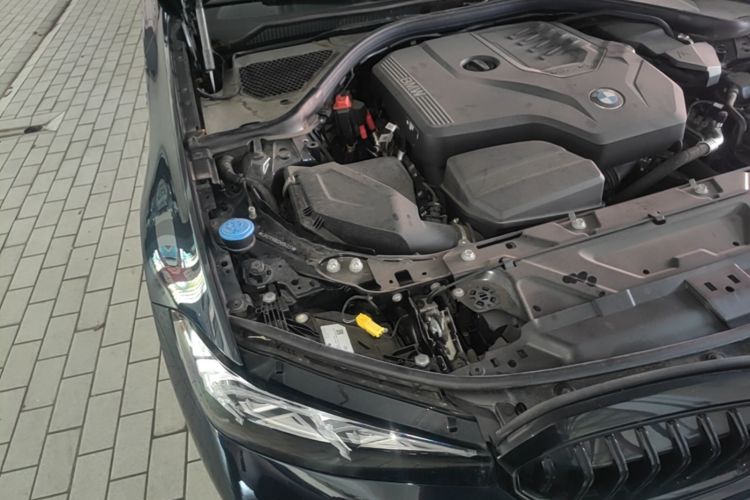 BMW 3 Series 2024 #28 BMW 3 Series 2024 car image #28