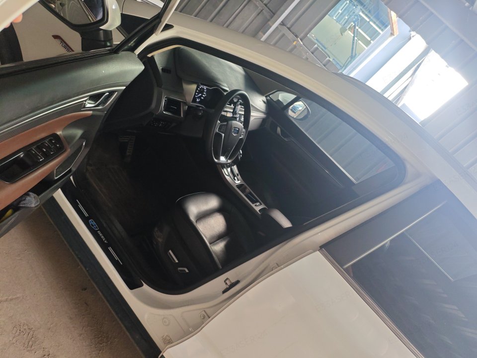 GEELY Emgrand GS 2018 car image #3