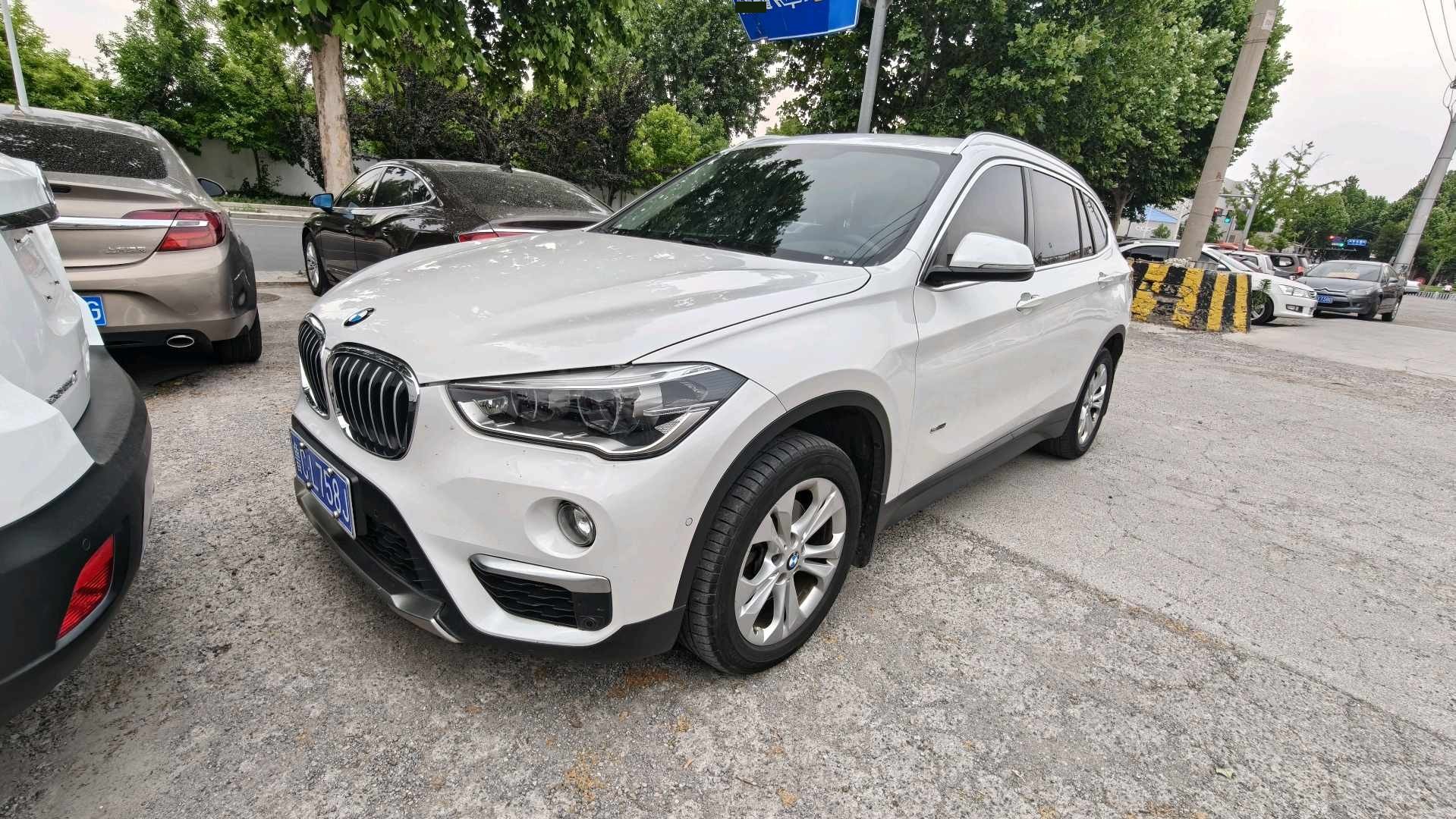2016 2016 car image
