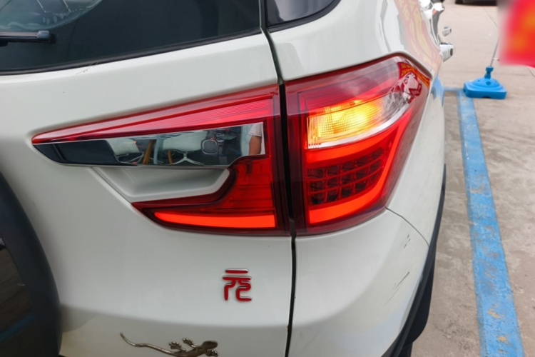 BYD Yuan 2017 car image #8