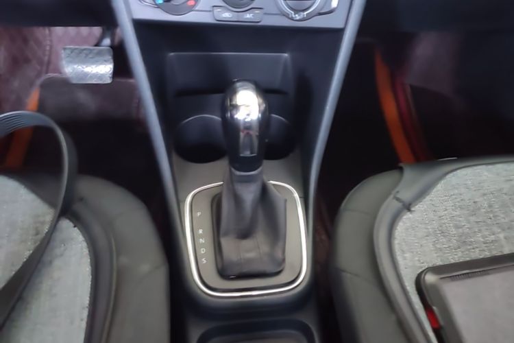 Volkswagen Polo 2016 #14 Volkswagen Polo 2016 car image #14