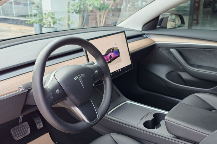 Tesla Model 3 2022 #13 Tesla Model 3 2022 car image #13