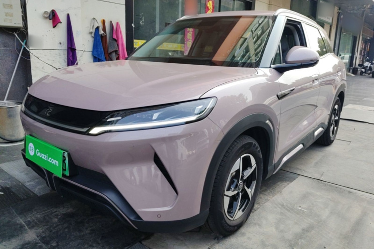 BYD YuanUP 2024 #2 BYD YuanUP 2024 car image #2