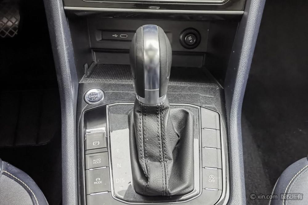 Volkswagen Tharu 2023 car image #14