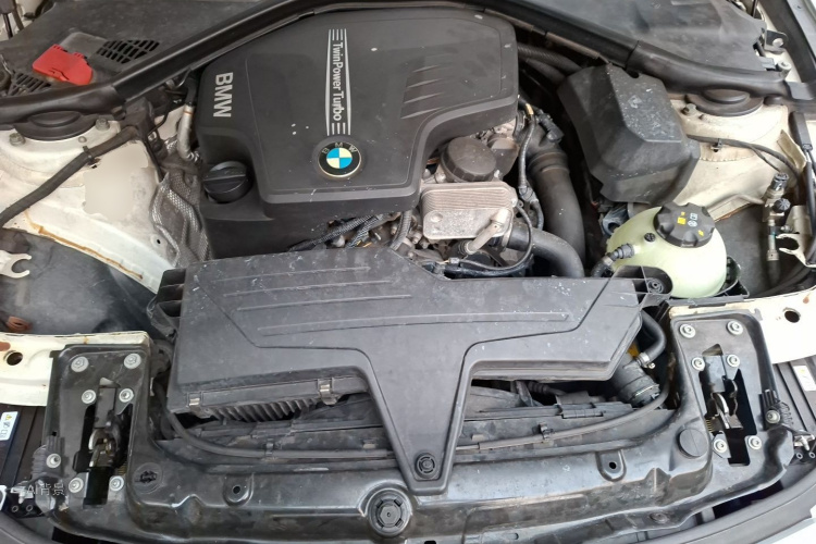 BMW 3 Series 2015 #22 BMW 3 Series 2015 car image #22