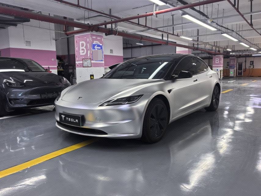 Tesla Model 3 2025 car image 
