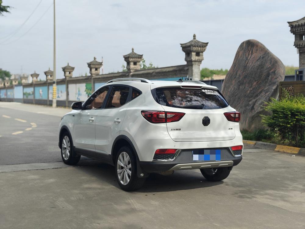 MG ZS 2017 #4 MG ZS 2017 car image #4