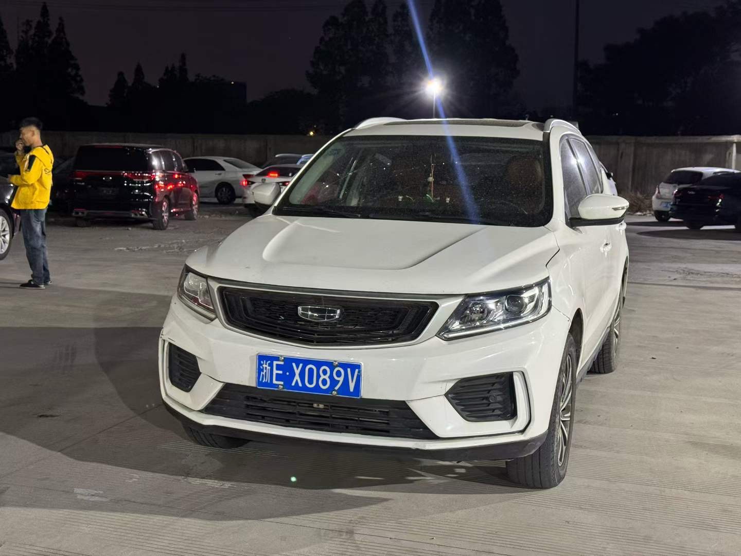 GEELY Vision X6 2020 car image 