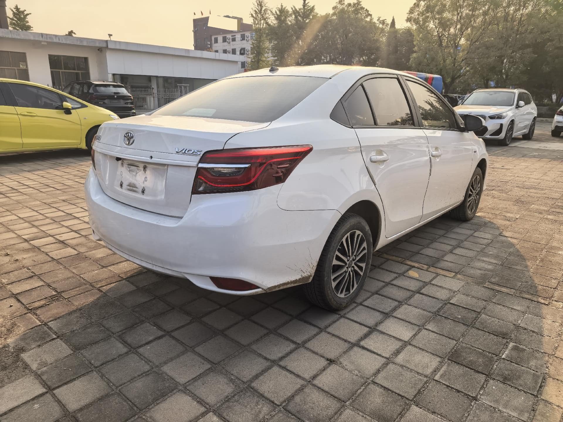 Toyota Vios 2021 immagine di auto #4