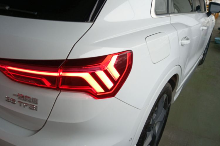 Audi Q3 2022 #8 Audi Q3 2022 car image #8