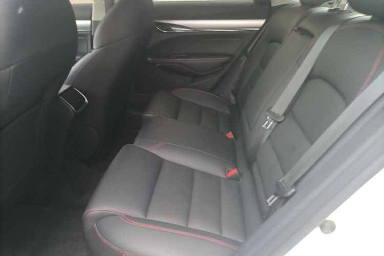 GEELY Binray 2019 immagine di auto #17