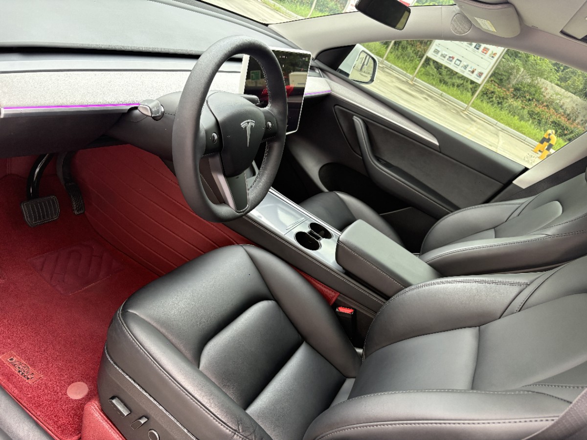 Tesla Model Y 2023 car image #4