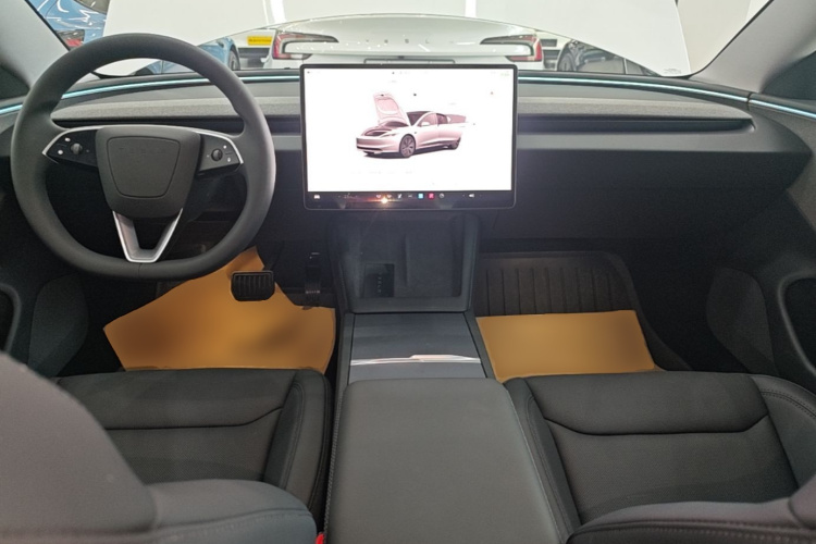 Tesla Model 3 2025 #10 Tesla Model 3 2025 car image #10