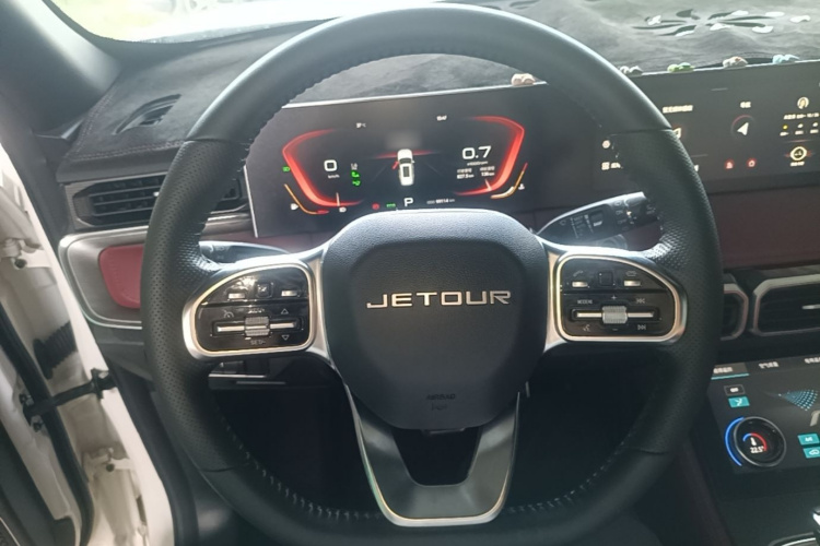 Jetour X70 PLUS 2022 #11 Jetour X70 PLUS 2022 car image #11