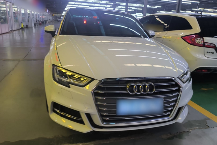 Audi A3 2020 car image #3