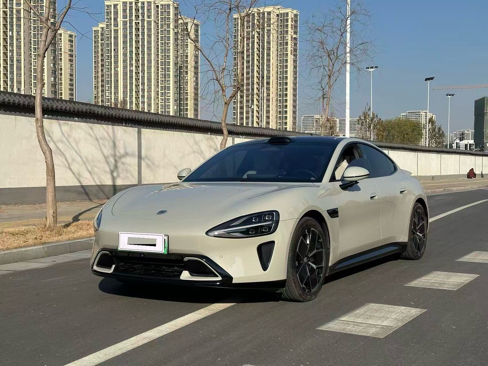 MI SU7 2024 car image 