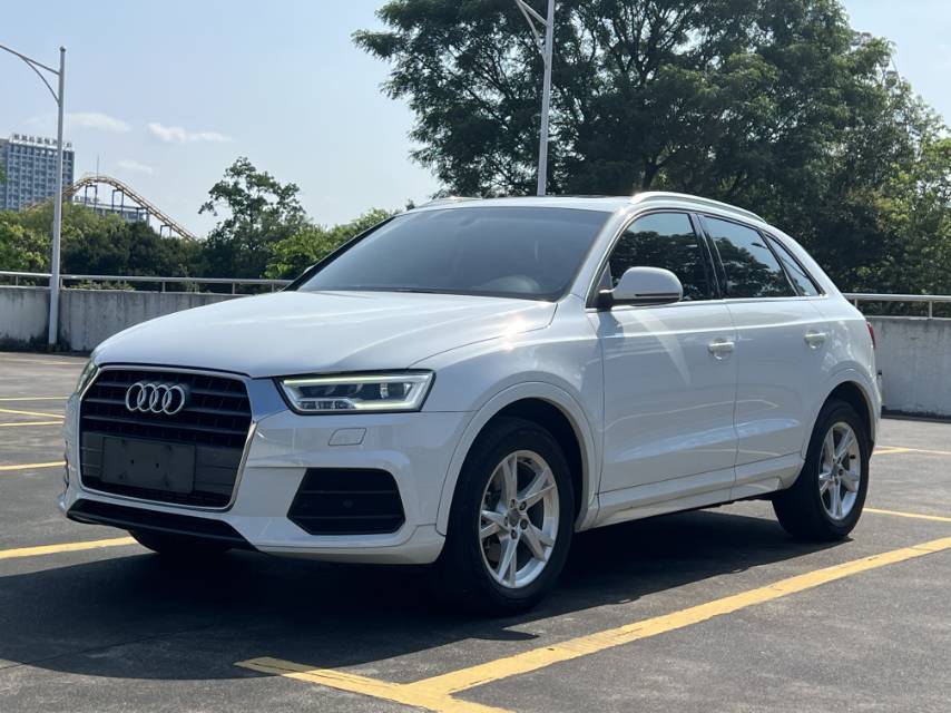 Audi Q3 2019 car image 