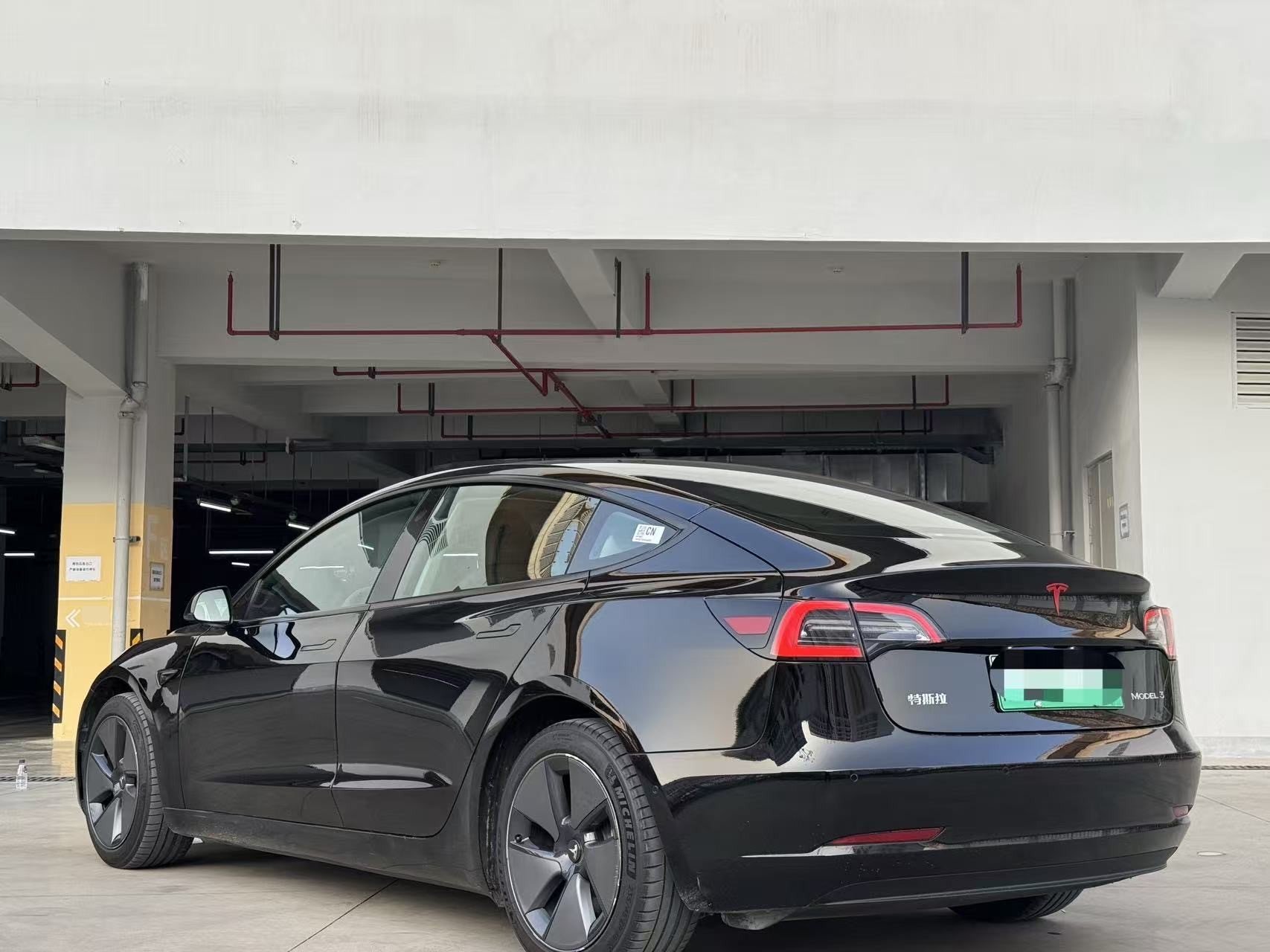 Tesla Model 3 2022 car image #8