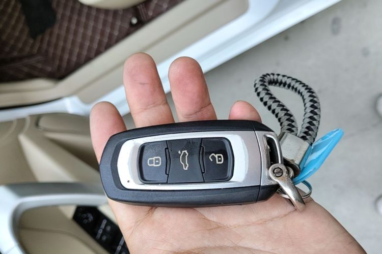 GEELY Emgrand 2018 #9 GEELY Emgrand 2018 car image #9