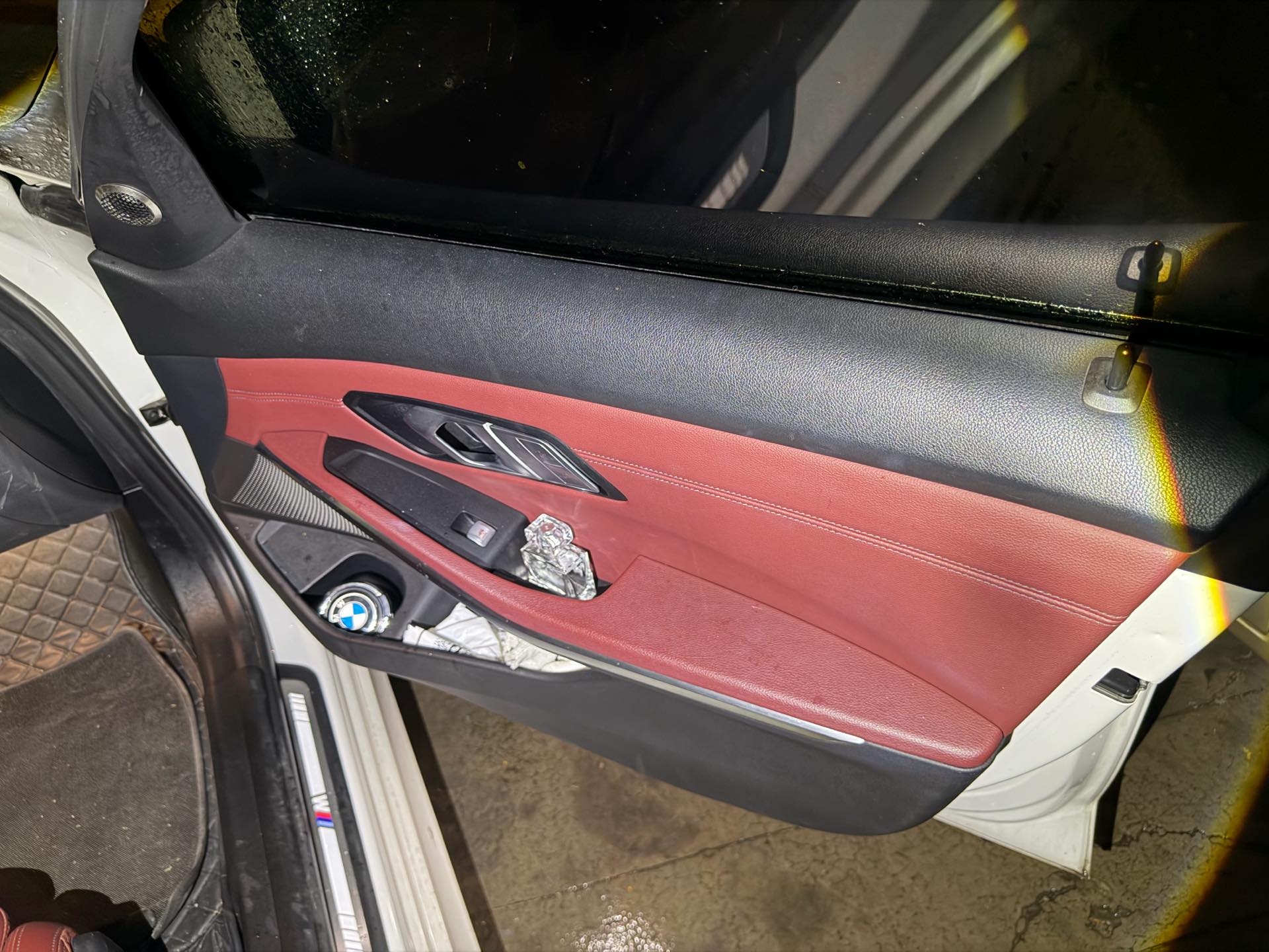 BMW 3 Series 2022 car image #12