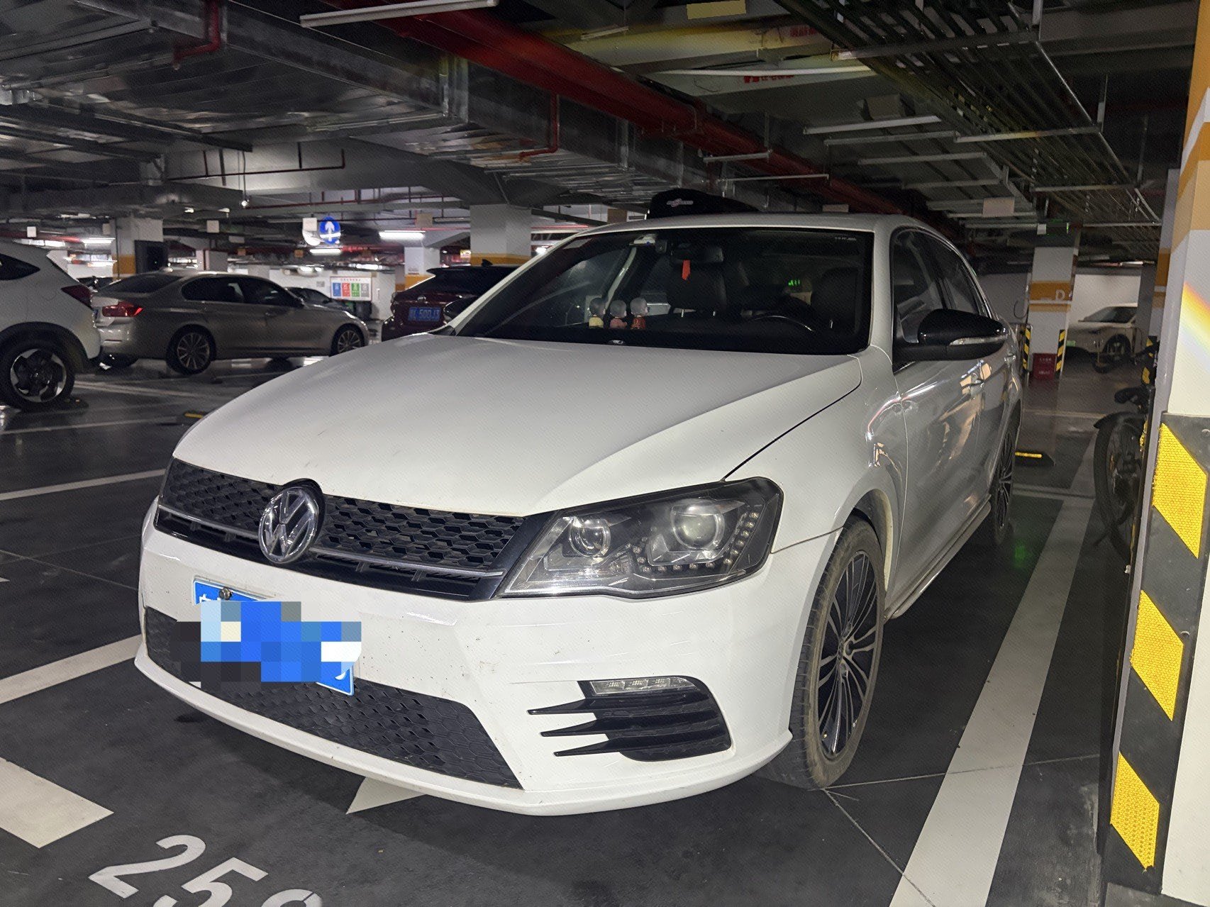 Volkswagen Bora 2014 Volkswagen Bora 2014 car image