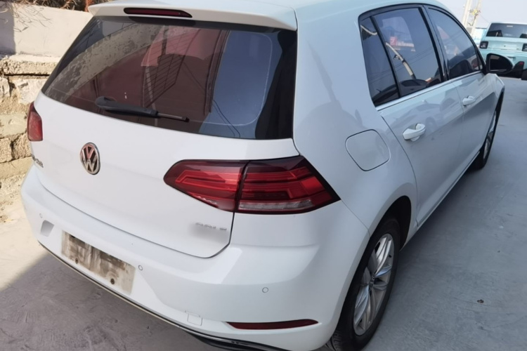 Volkswagen Golf 2018 صورة سيارة #5