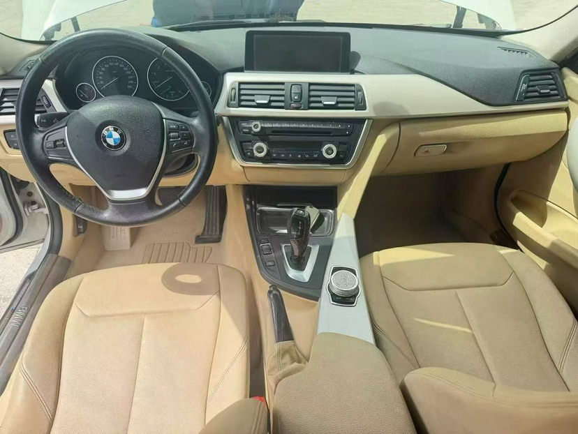BMW 3 Series 2015 car image #9
