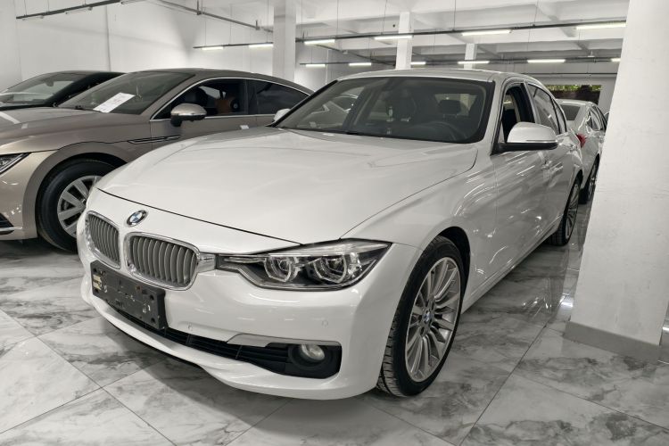 BMW 3 Series 2018 car image #2