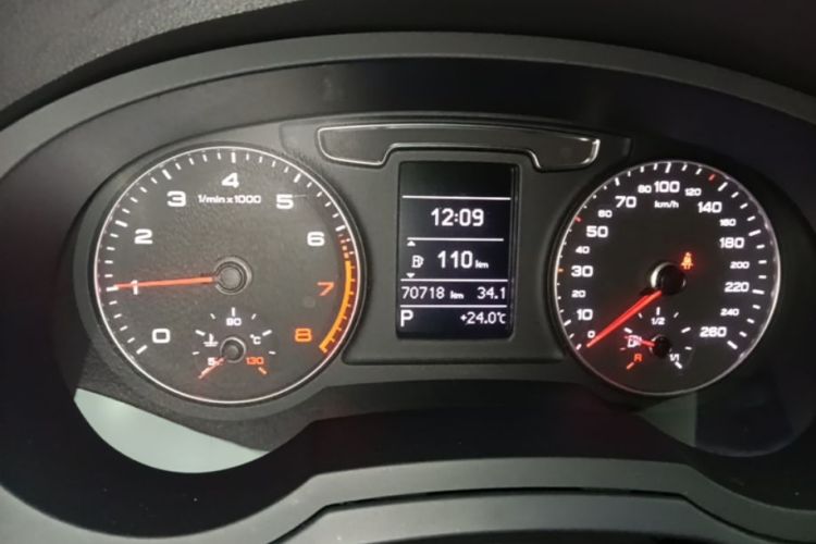 Audi Q3 2017 #12 Audi Q3 2017 car image #12