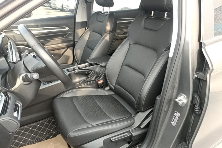 GEELY Emgrand 2023 #15 GEELY Emgrand 2023 car image #15