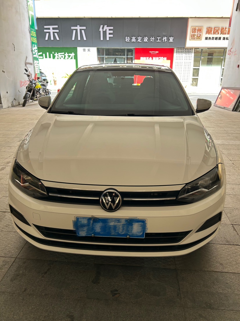 Volkswagen Polo 2021 car image 
