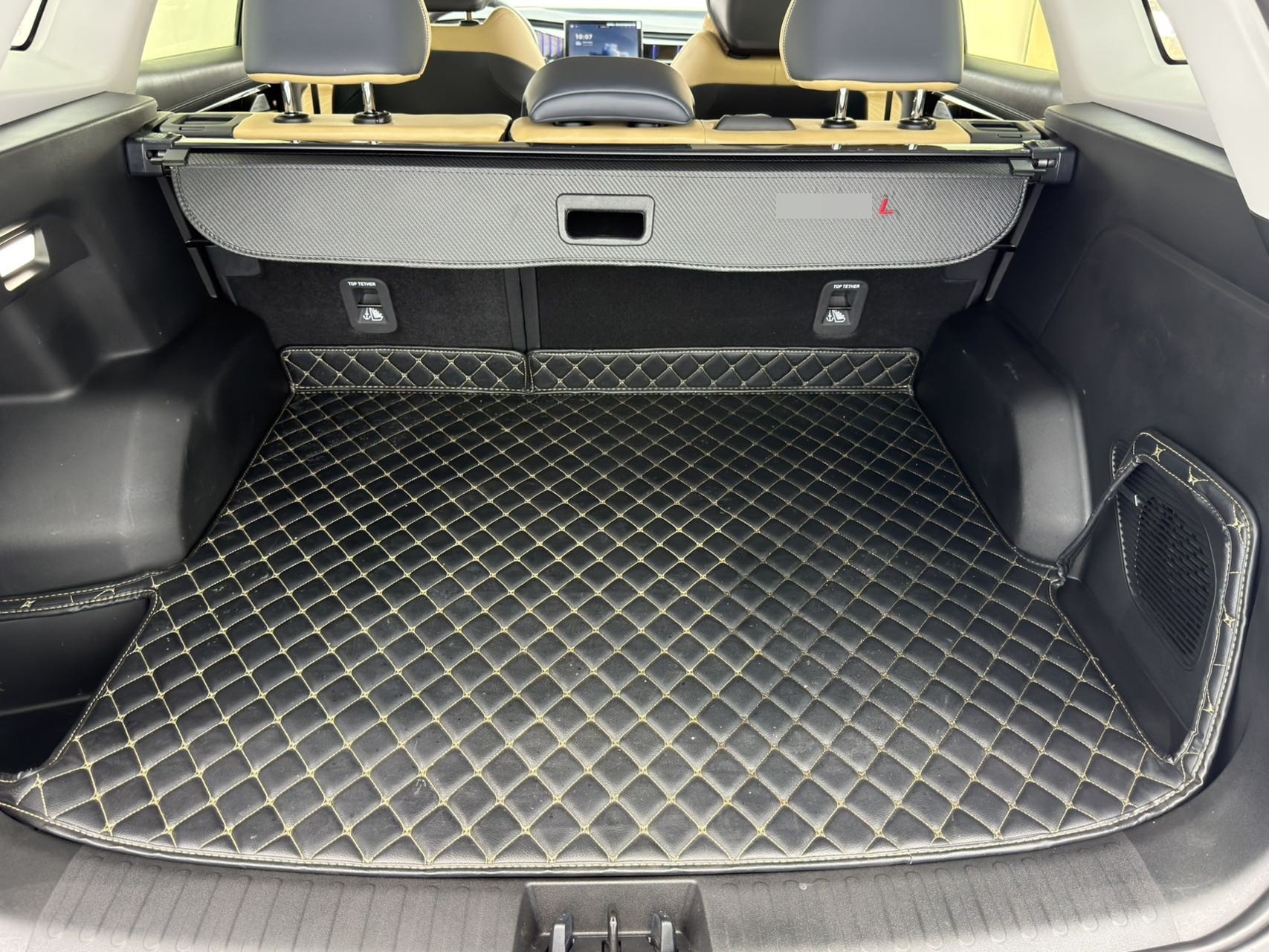 GEELY Boyue L 2023 car image #16