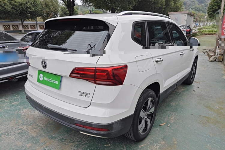 Volkswagen Tharu 2019 car image #7