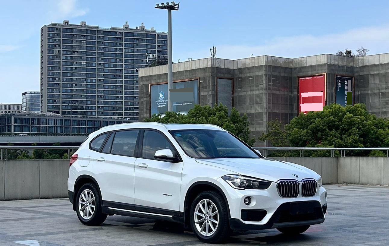 BMW X1 2018 #6 BMW X1 2018 car image #6
