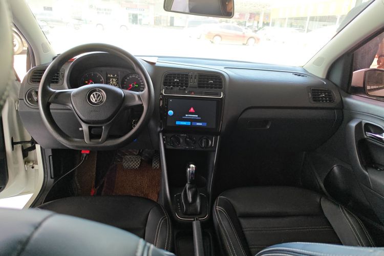 Volkswagen Polo 2018 imagem de carro #10