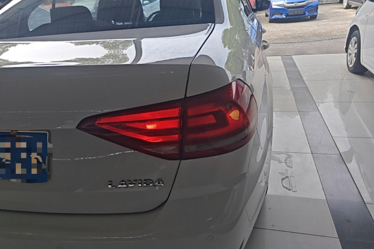 Volkswagen Lavida 2017 #8 Volkswagen Lavida 2017 car image #8