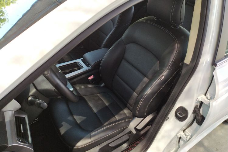 GEELY Emgrand GL 2019 car image #15