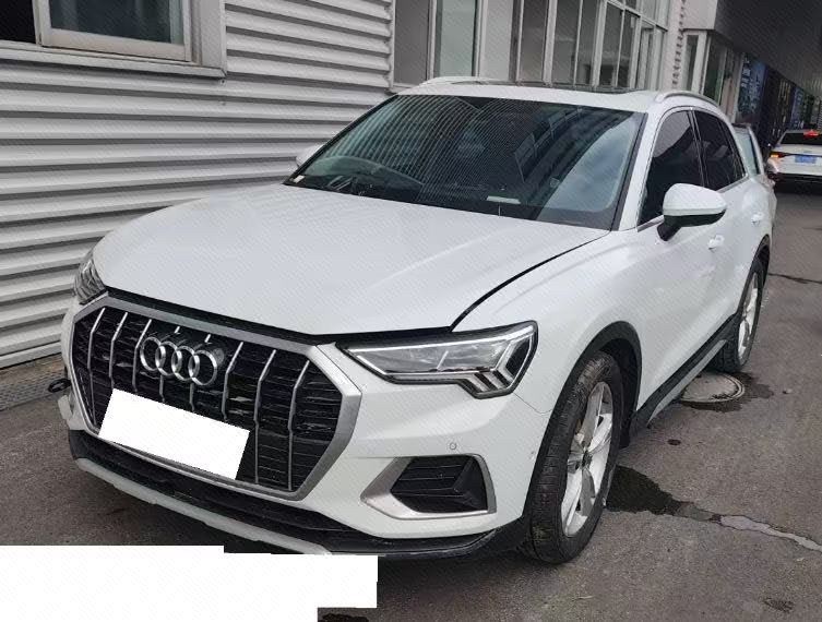 Audi Q3 2023 car image 