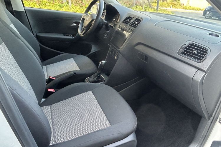Volkswagen Polo 2019 #14 Volkswagen Polo 2019 car image #14