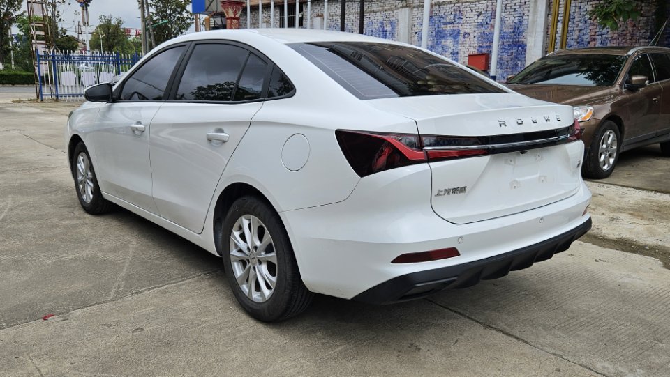 Roewe i5 2024 #8 Roewe i5 2024 изображение автомобиля #8