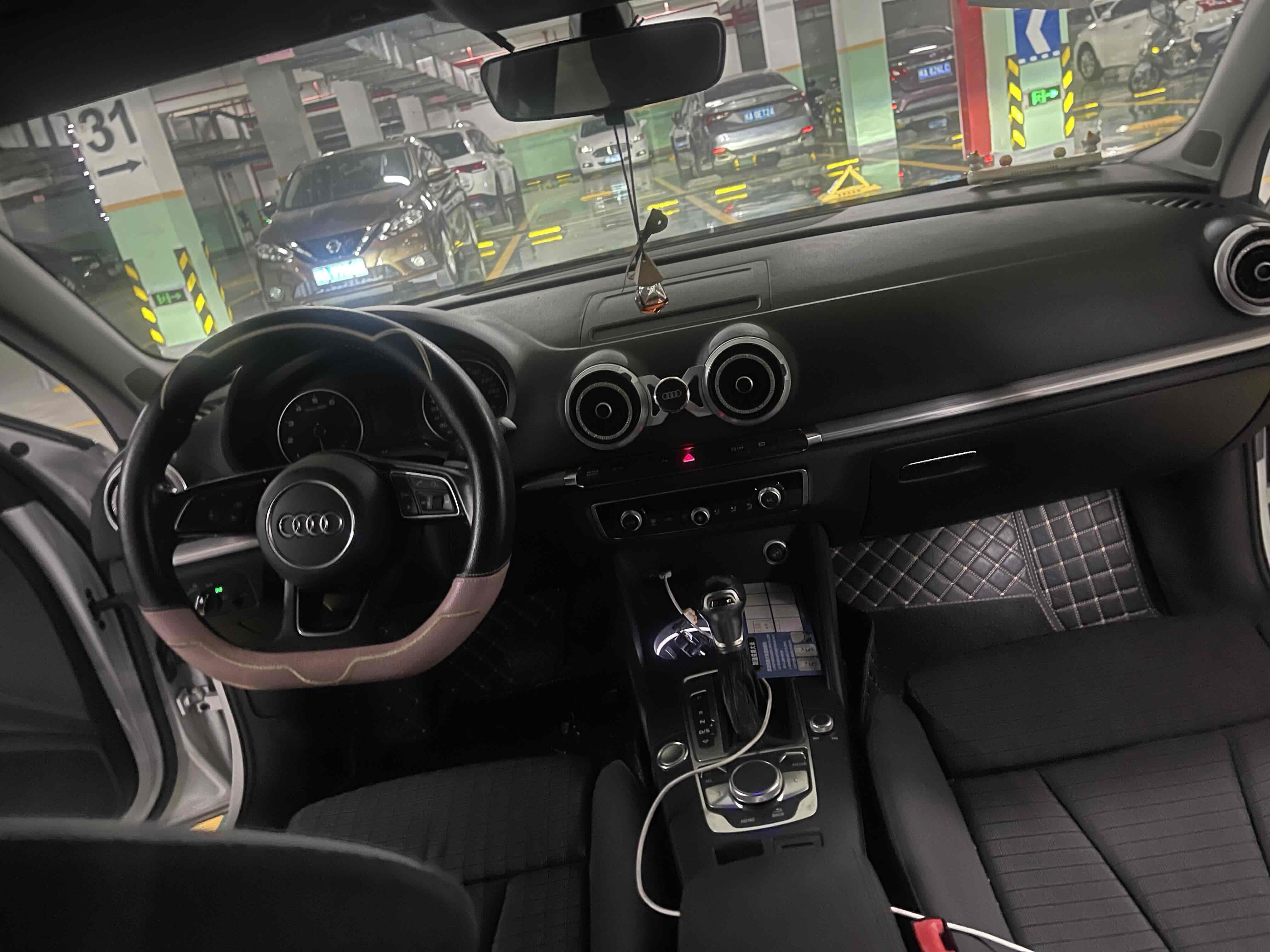 Audi A3 2018 car image #4