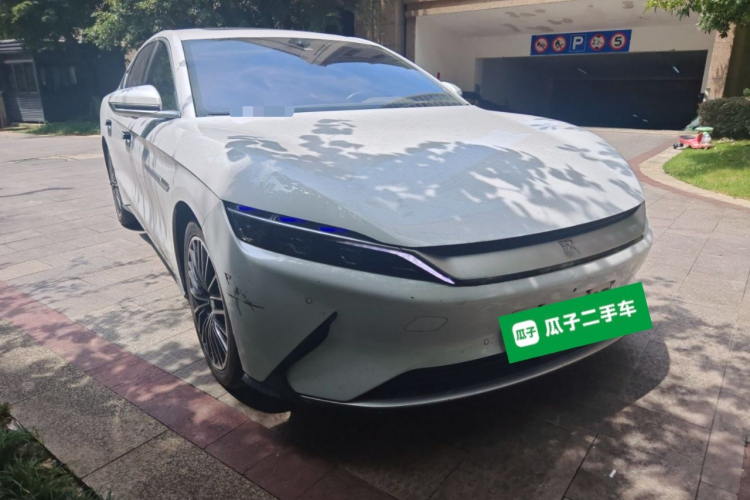 BYD Han 2023 car image #4