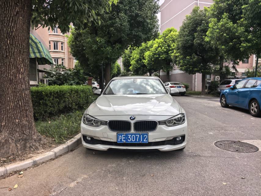 BMW 3 Series 2017 car image #2
