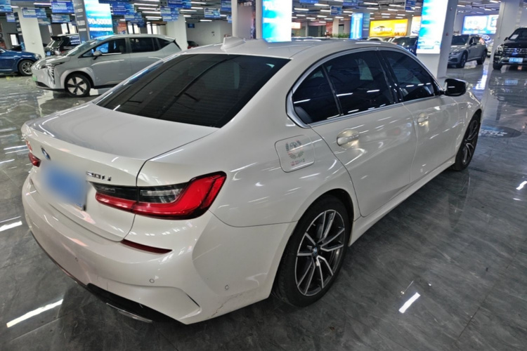 BMW 3 Series 2020 #7 BMW 3 Series 2020 immagine di auto #7